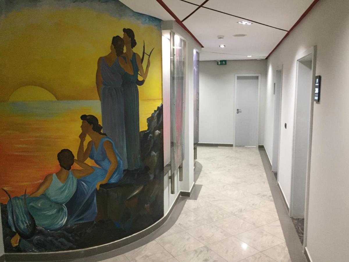 Luander Hotel Tirana Bagian luar foto