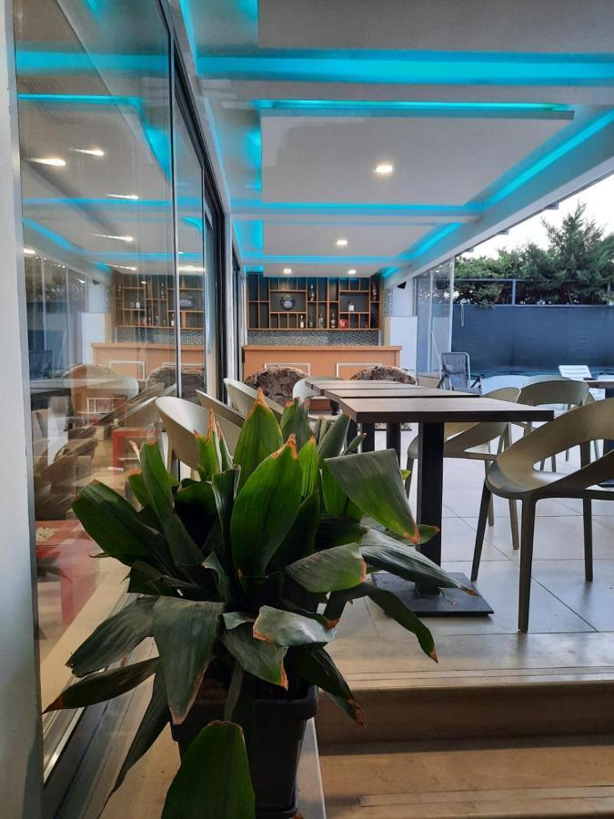 Luander Hotel Tirana Bagian luar foto