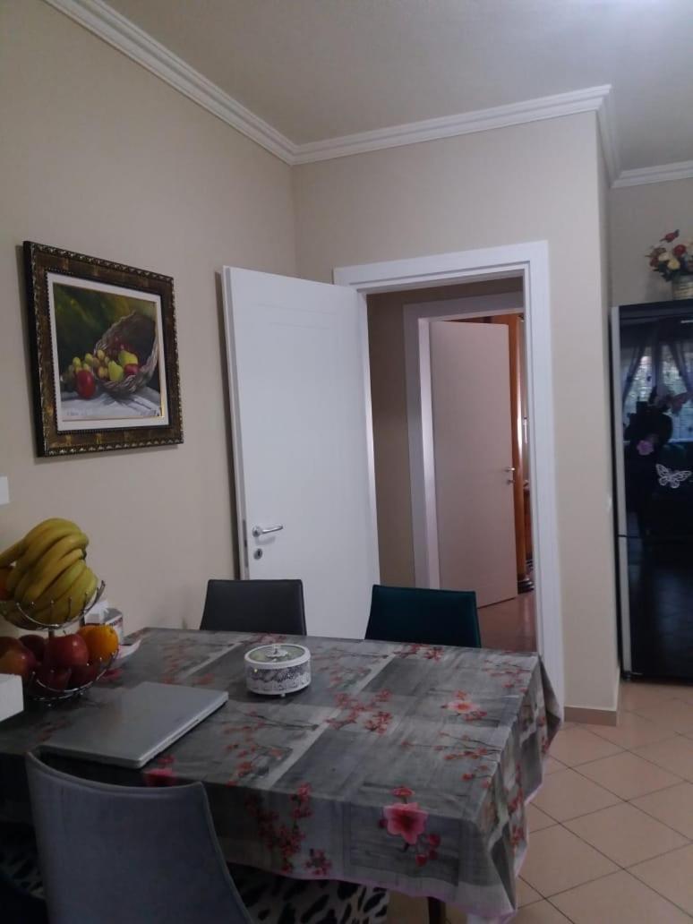 Luander Hotel Tirana Ruang foto