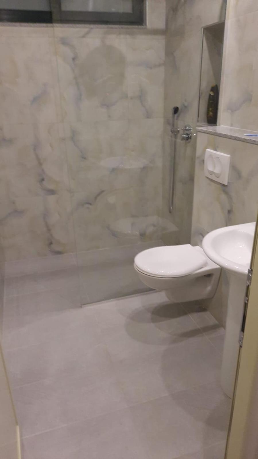 Luander Hotel Tirana Ruang foto