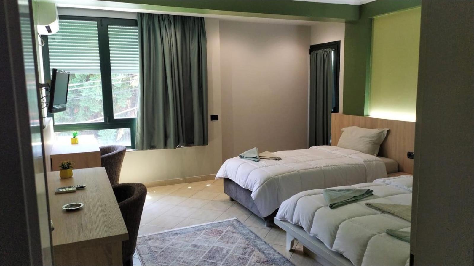 Luander Hotel Tirana Ruang foto